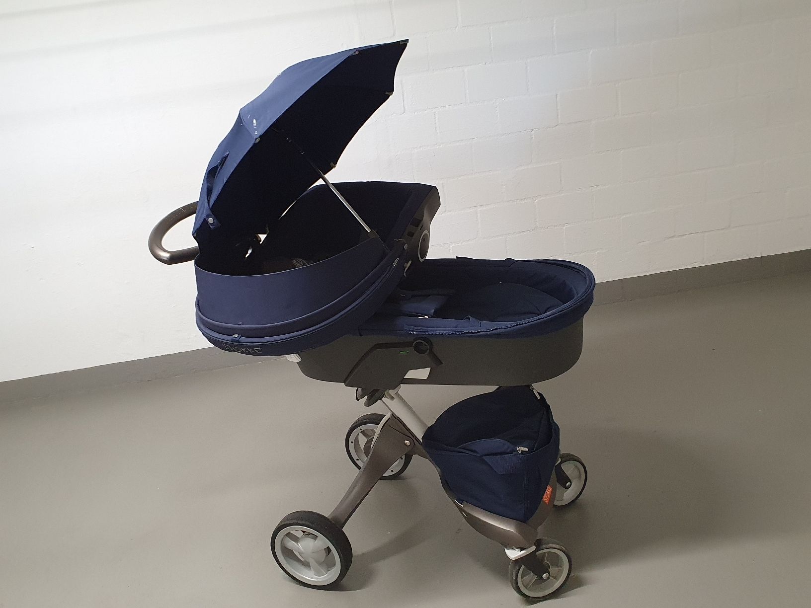 Stokke Carrozzine: stokke kinderwagen – Usato da Winterthur venduto da selamey 6