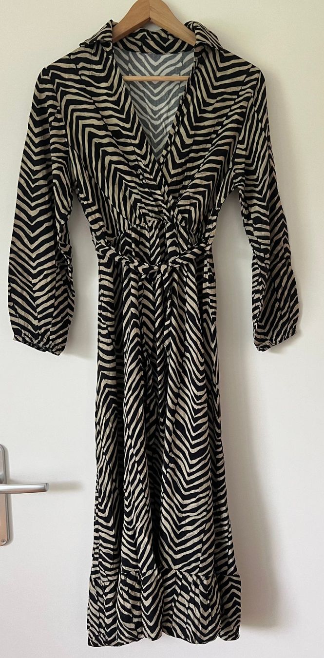 Vestiti: Kleid Gr. M – Nuovo (secondo la descrizione) da Lachen venduto da Reeci