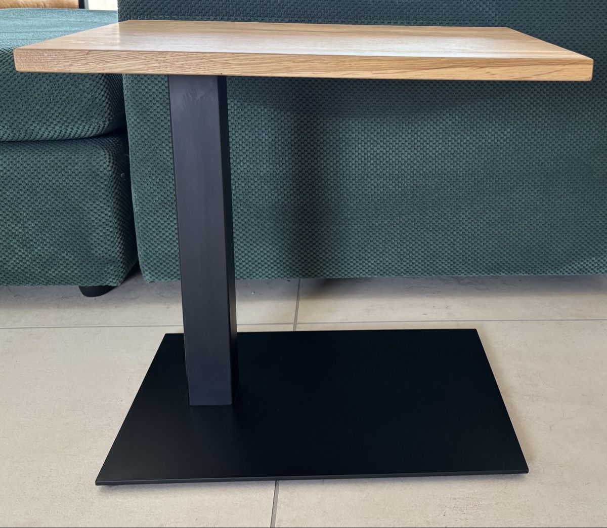 Tavoli: Wooden side table – Usato da Egg b. Zürich venduto da jen_hm7m 1