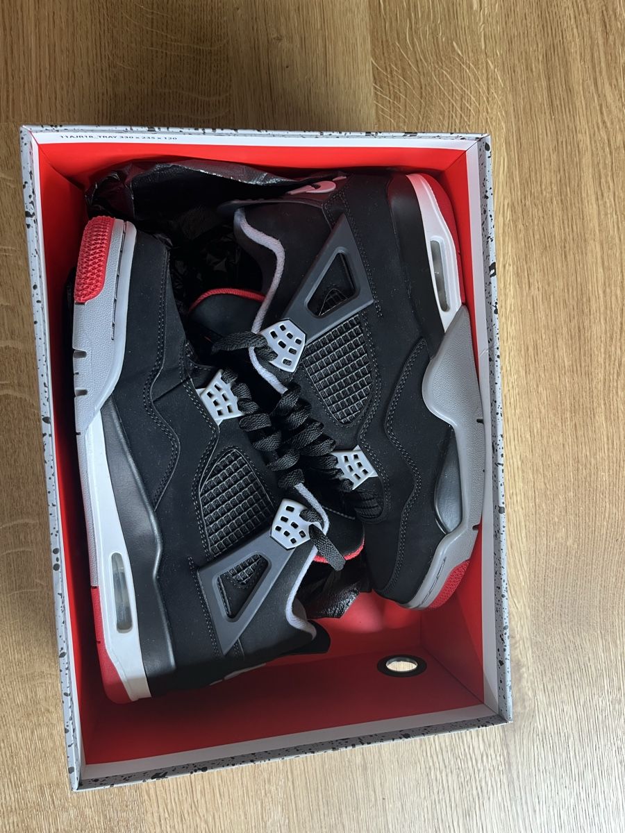 Jordan Scarpe da uomo: Air Jordan 4 Bred 2019 EU 42 – Usato da Liebefeld venduto da donetasy
