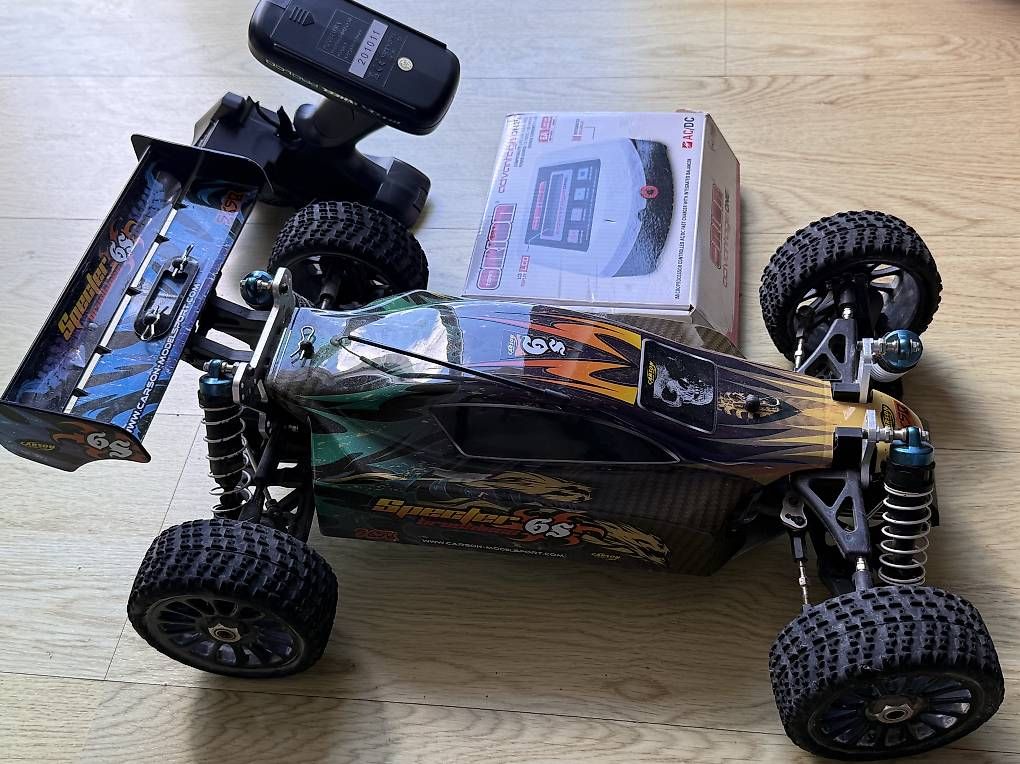Modellismo RC: Buggy RC Carson Specter Brushless 6S 4x4  1/8 – Usato da Fontainemelon venduto da moreljm 1