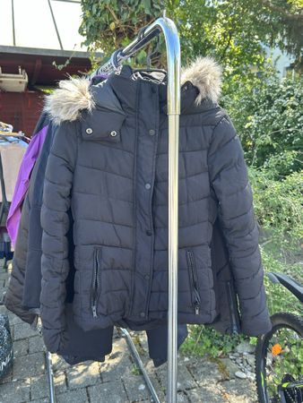 H&M Winterjacke, Schwarz, Gr. 34, gefüttert, Top Zustand