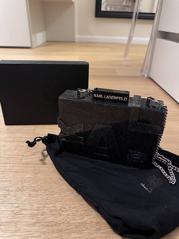 Borse da donna: Clutch Karl Lagerfeld  – Usato da Dino venduto da Giorgia.vllm 1