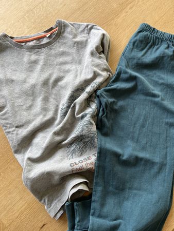 2 Schlafanzüge Sanetta Gr. 128, Top Zustand
