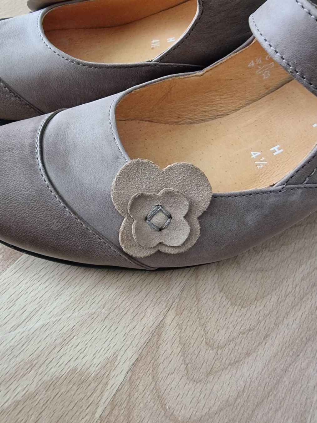 Scarpe da donna: Pumps Damen von Theresia M. – Nuovo (secondo la descrizione) da Schaffhausen venduto da Nadia1111 3