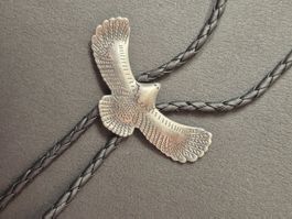 44) Bolo-Tie Westernkrawatte Adler Schwingen Silber