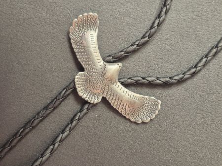 44) Bolo-Tie Westernkrawatte Adler Schwingen Silber