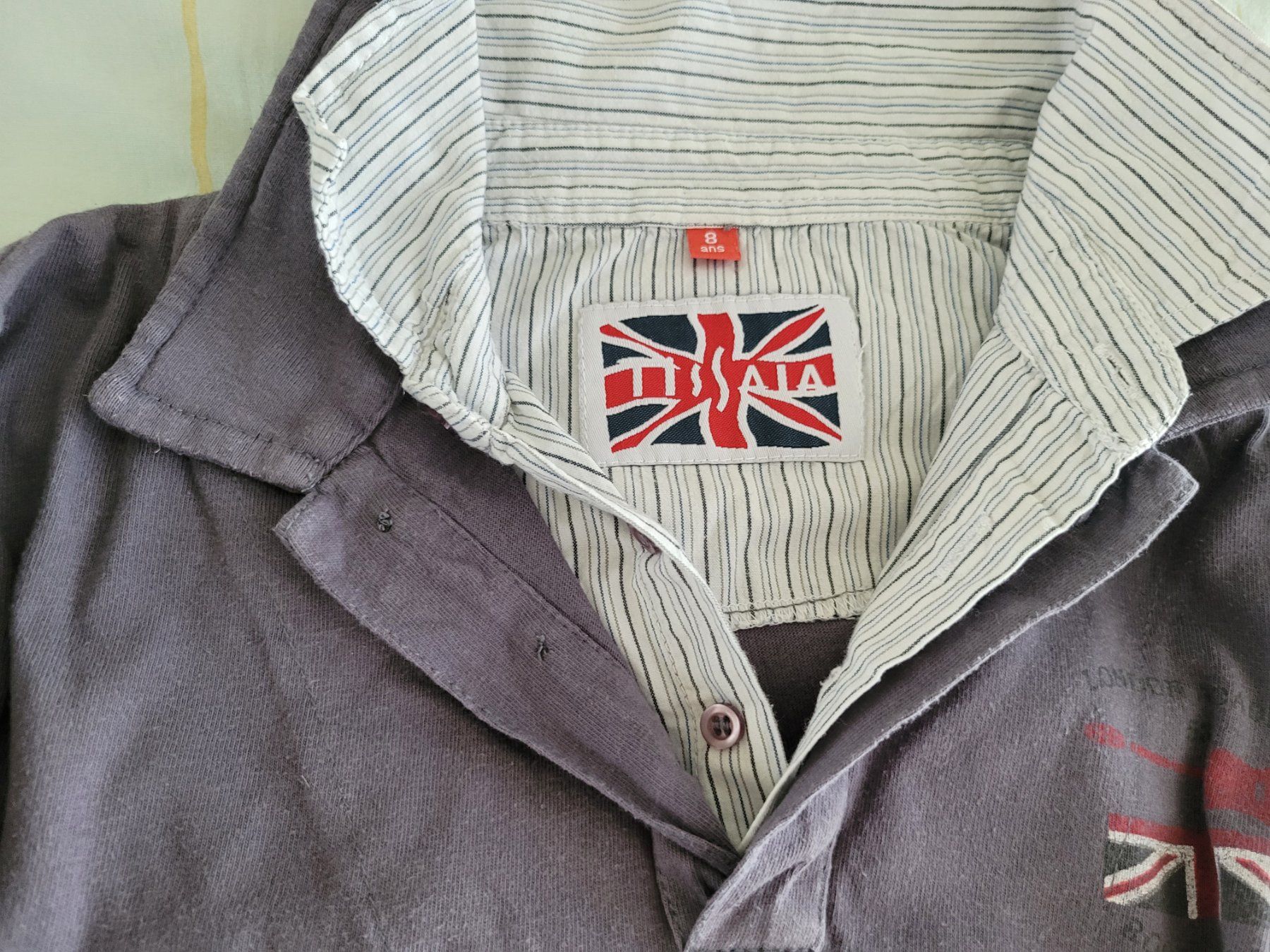 Camicie, T-shirt & Polo: 3 T-Shirts- 122/128 – Usato da Zürich venduto da heldc 4