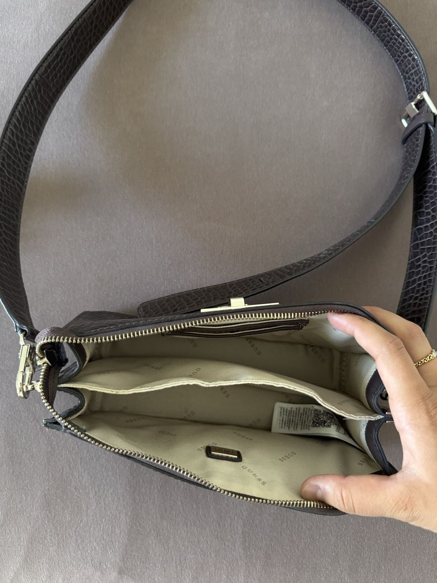 Guess Taschen für Damen: Guess Tasche – Gebraucht aus Tagelswangen von Isa036 2