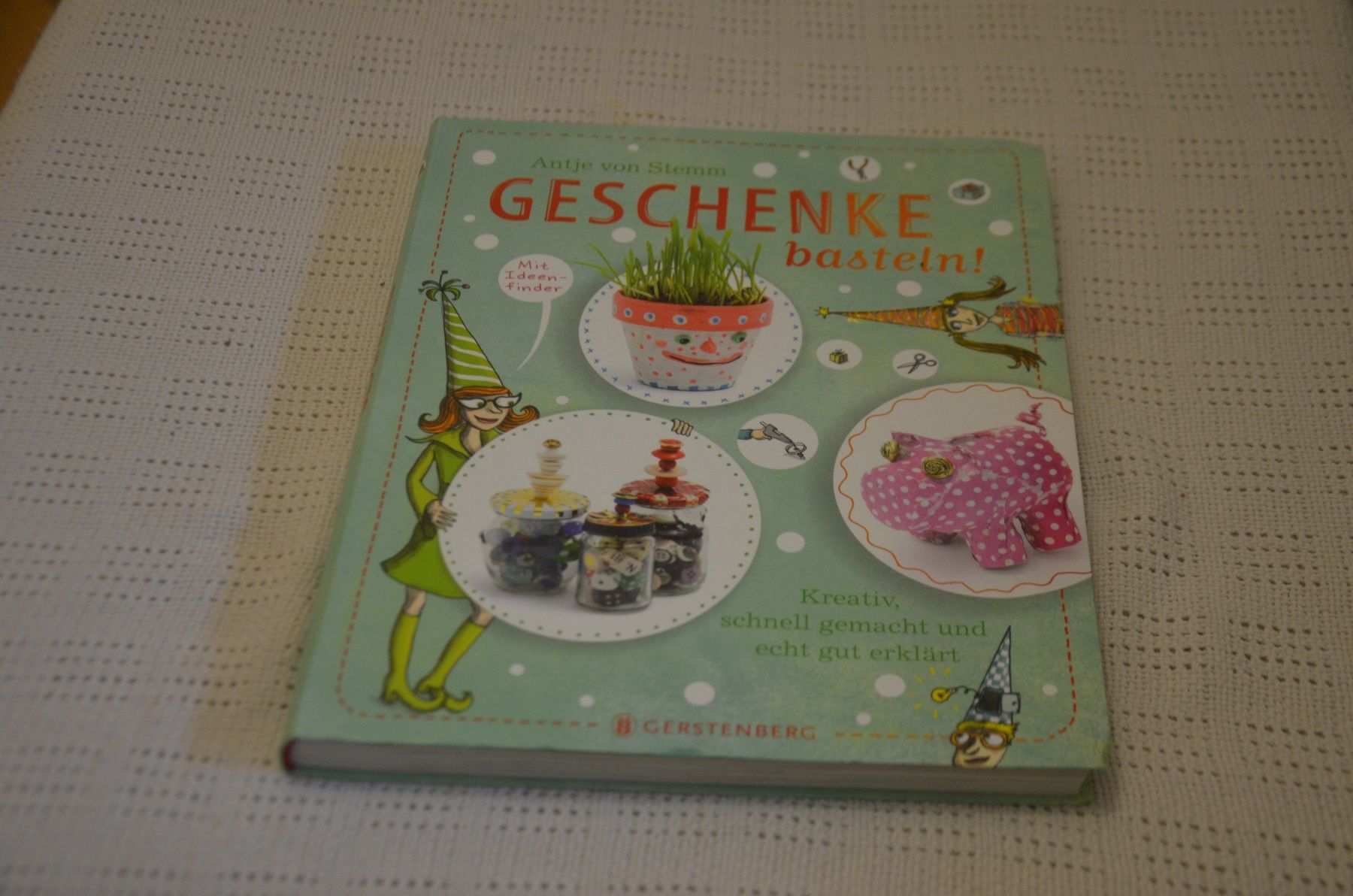 Kit bricolage: BASTELN GESCHENKE BUCH – Usato da Chiasso venduto da Dolly015