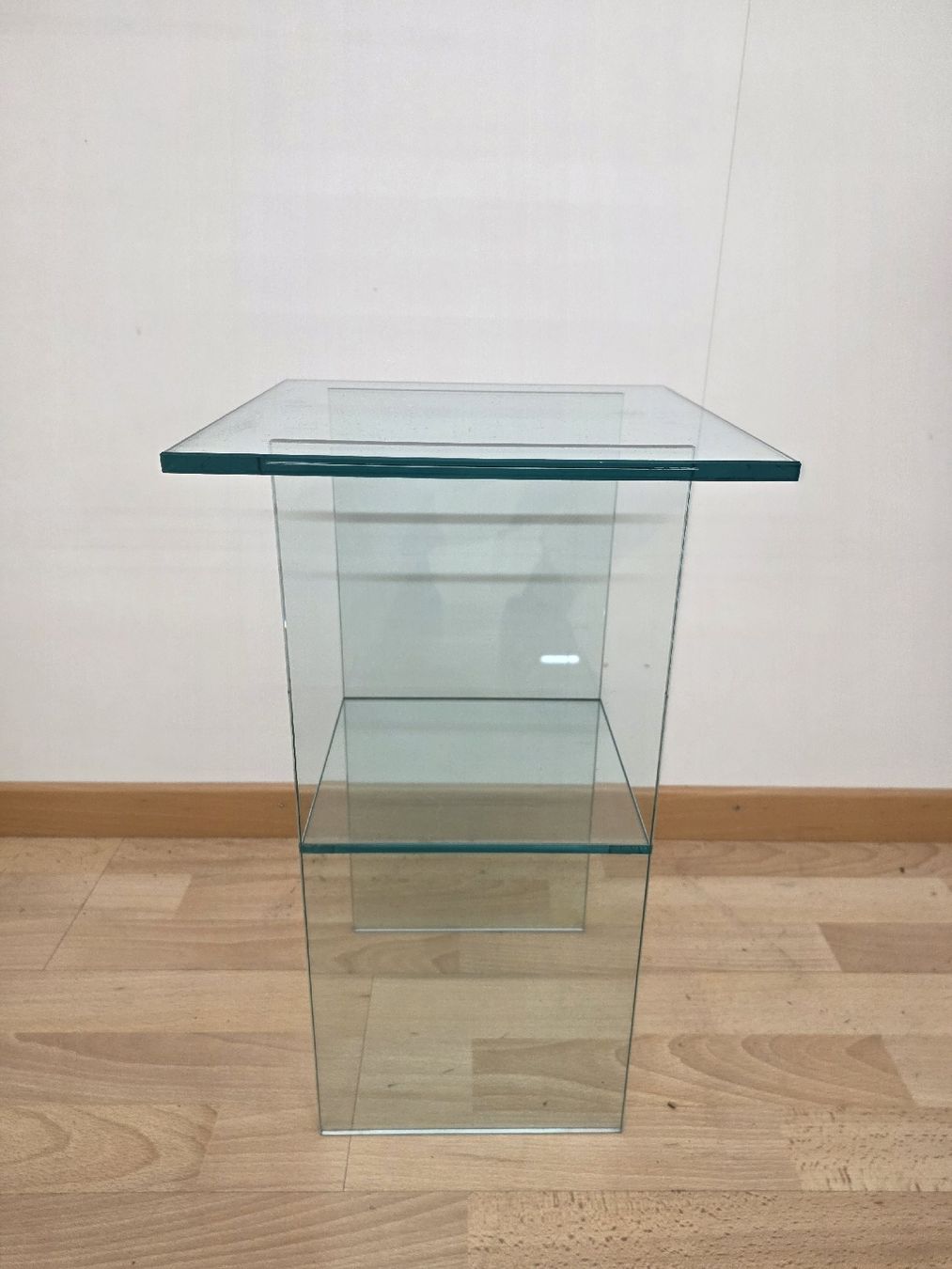 Tavoli: Glas-Beistelltisch 2 Ablagen modern – Usato da Rieden AG venduto da RuvensBrocki