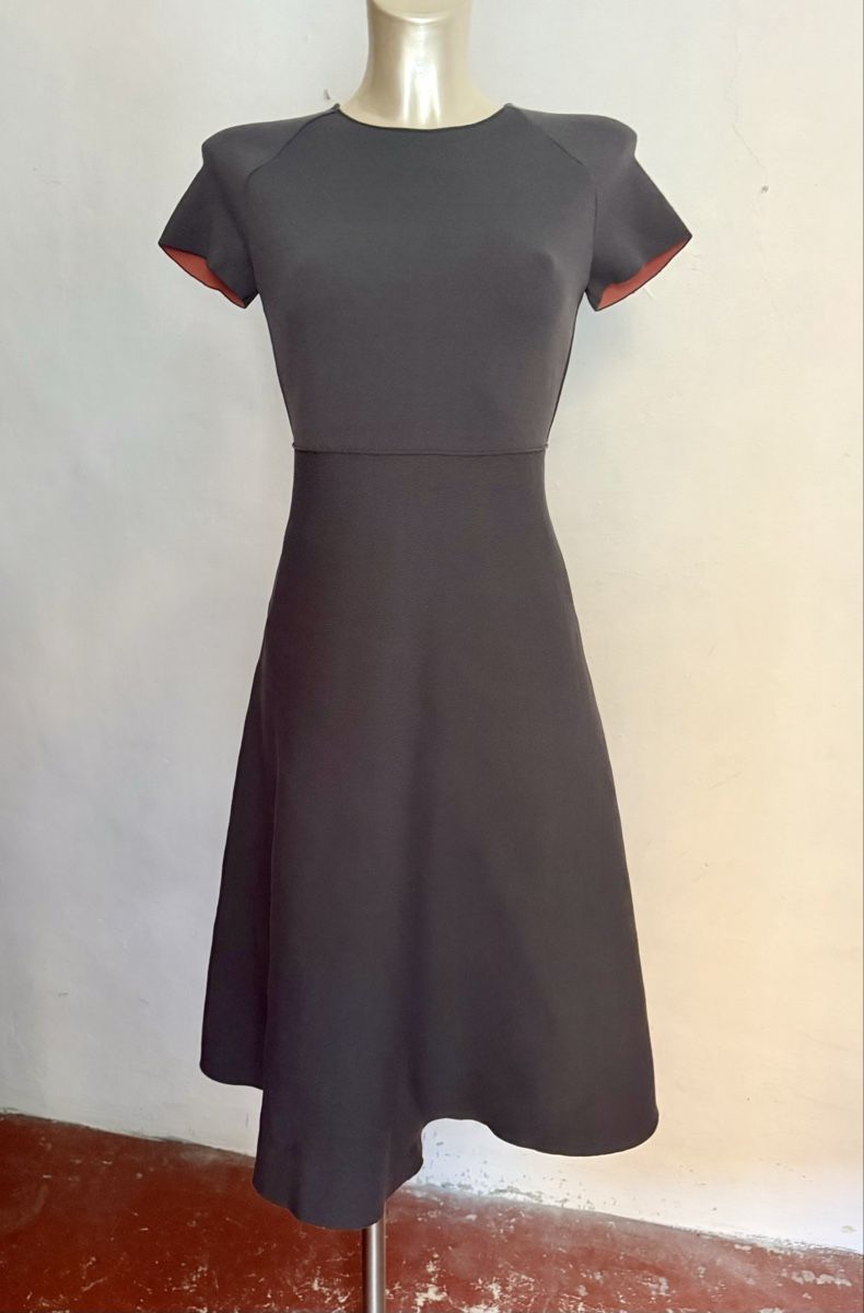 Armani Vestiti: Giorgio Armani dress S – Usato da Barna venduto da orbuyorcry 2