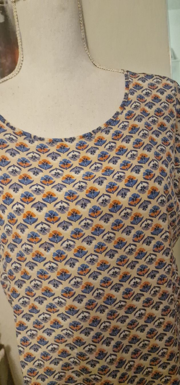 Blusen: Rossana Diva Seiden Bluse Gr 40 – Gebraucht aus St. Gallen von mania03 1