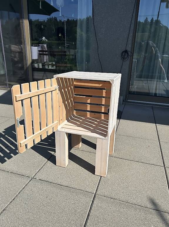 Comodini: DYI-Nachttisch aus Holz - Unikat – Usato da Köniz venduto da Ruffkiid 1