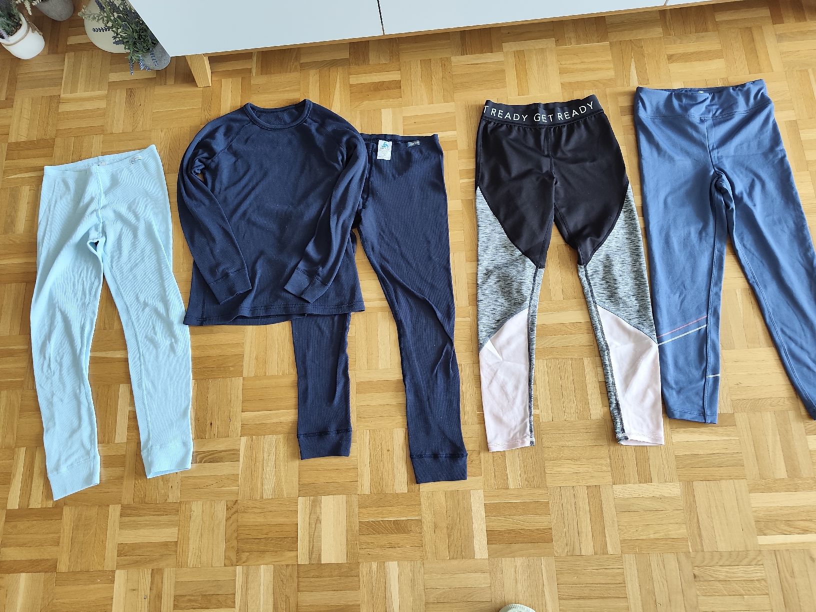 Lotti & Set di vestiti: kleiderpaket gr. 134 140 – Usato da Muttenz venduto da Hermesvonthan 2