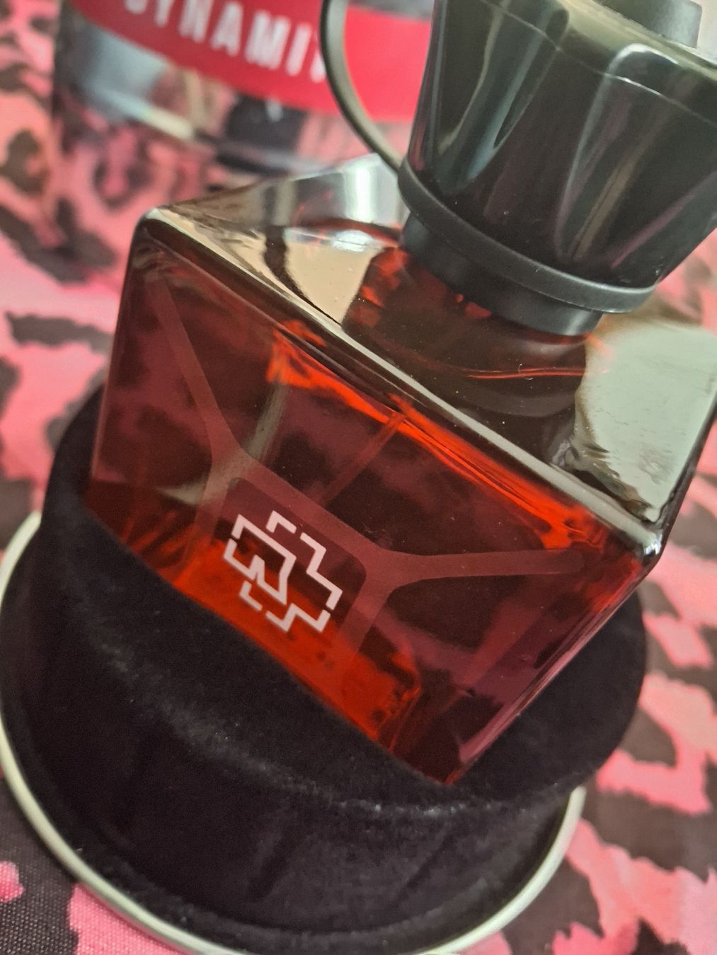 Parfum & Eau de Toilette: Rammstein Dynamit For Her Eau de Parfum 100ml im Set – Gebraucht aus Alpnach Dorf von dek_s78g 1