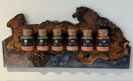 Gewürzhalter aus Olivenholz gepaart mit Epoxiharz