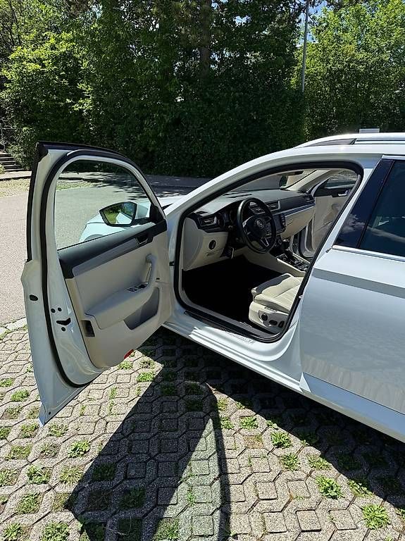 Autos: Skoda Superb Kombi 4x4 AHK Top Ausstattung  – Gebraucht aus Elsau von rsenn1984 4