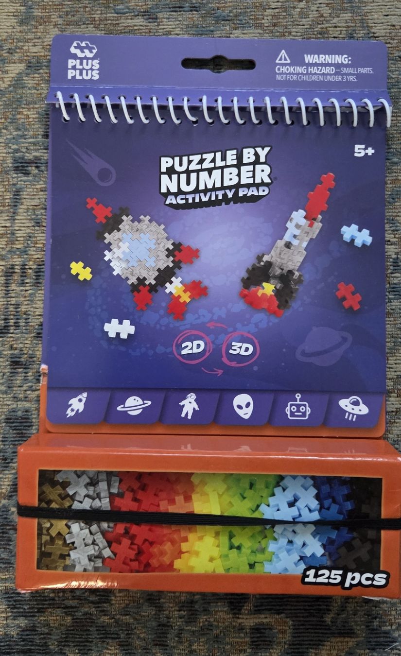 Puzzles: Plus-Plus Puzzle by Number Activity Pad  – D'occasion à Kloten par bur_6gp9