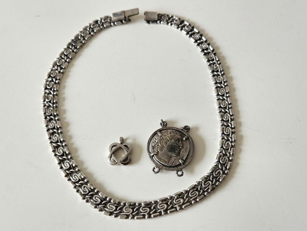 Lot De Colliers Anciens Et Fantaisie - Occasion - Variété De Styles - Parfait Pour Collection Ou Création