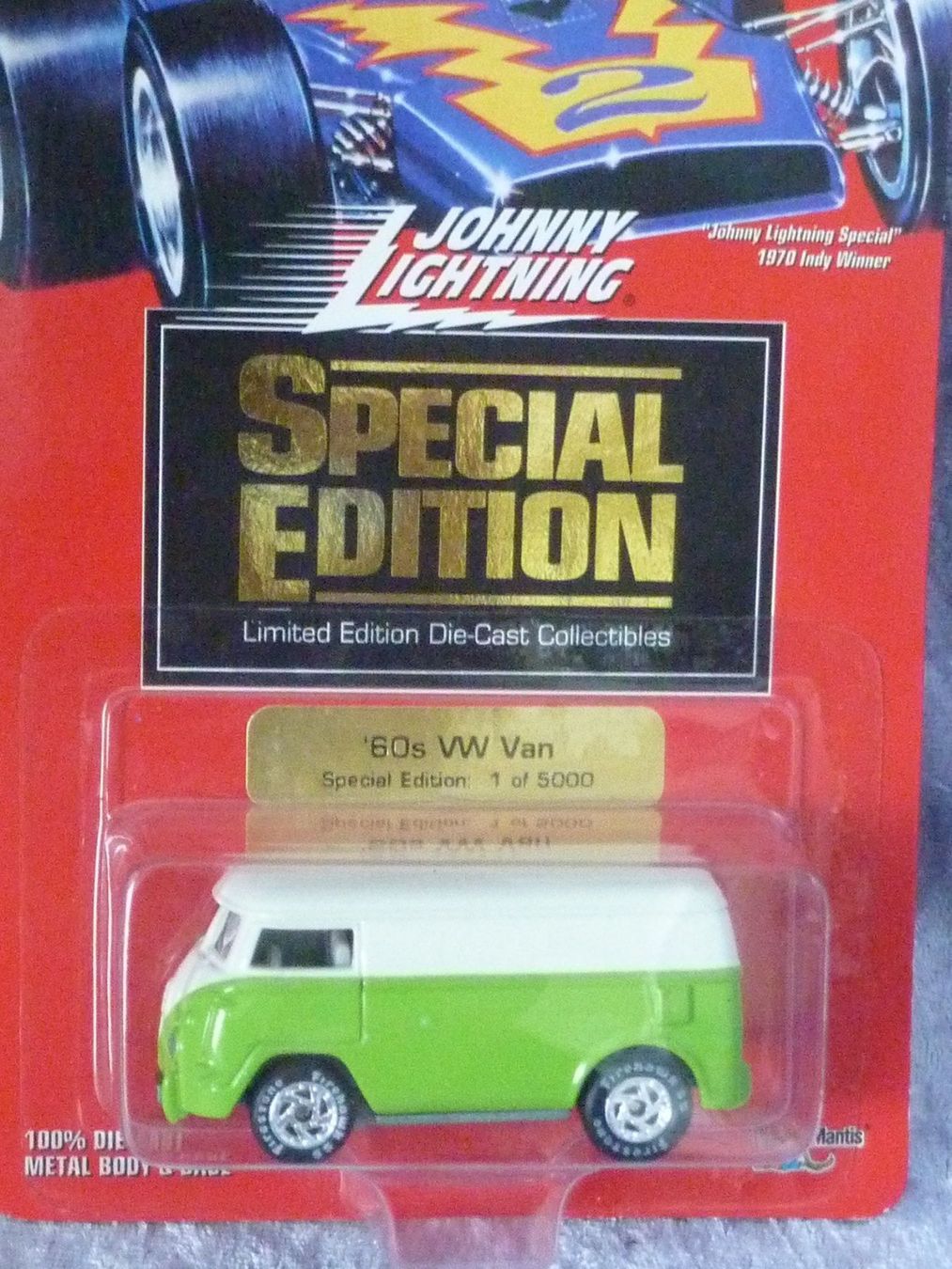 Volkswagen Modellini d'auto: VW Bus T1 green  1:64 – Nuovo e nell'imballaggio originale da Dürrenäsch venduto da Cobra1ch