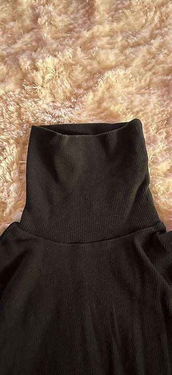 Maglioni & Felpe: Dunkelblauer / Schwarzer Rollkragenpullover – Usato da Bern venduto da cin_r7xm 2