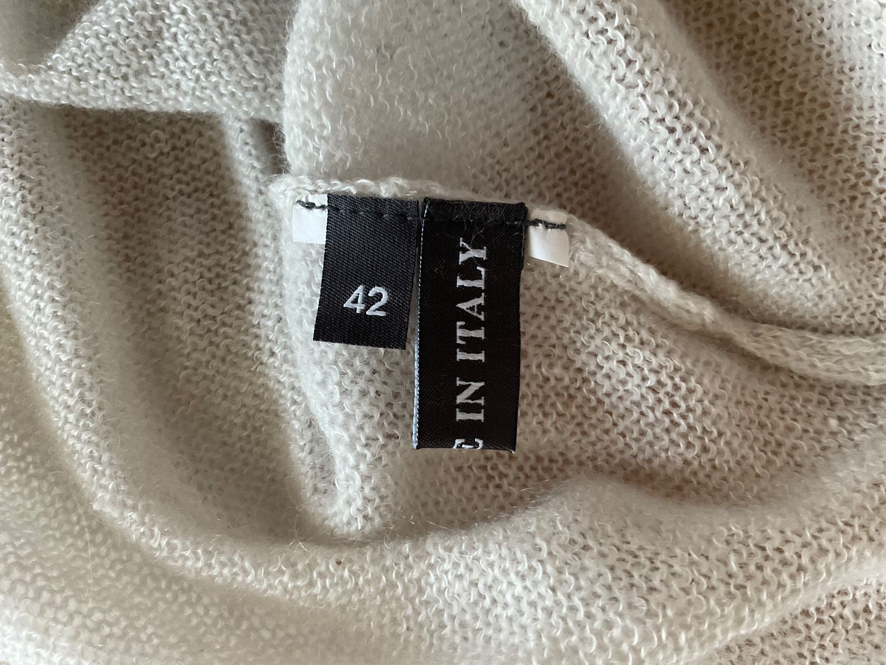 Pullover & Sweatshirts: LORENA ANTONIAZZI leichter Pullover 36 – Gebraucht aus Weiningen ZH von moon-55 3
