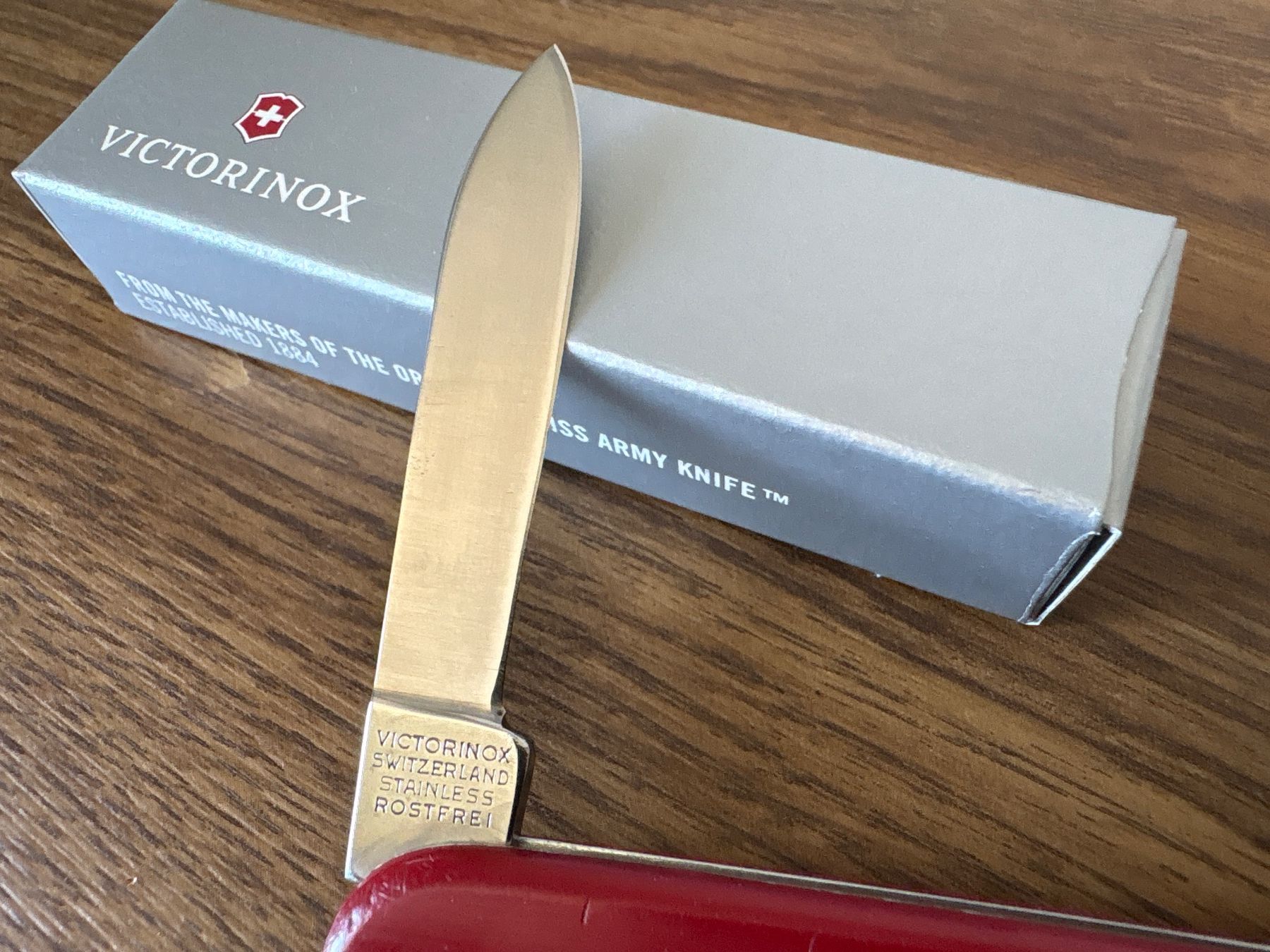 Victorinox Coltelli tascabile: VICTORINOX - ELINOX - Sackmesser – Usato da Andwil SG venduto da Rainboli 3