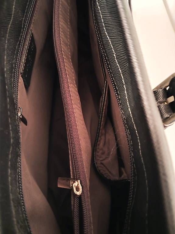 Borse da donna: schwarze Tasche neue  – Usato da Basel venduto da len_t965 2