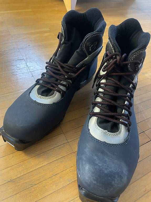 Scarpe da uomo: Salomon Langlaufschuh klassisch 45 – Usato da Stäfa venduto da Phphch 2