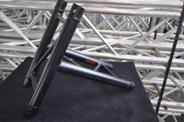 Euro Truss FD32 T-STÜCK 3-WEG VERTIKAL 50 X 50 CM / Schwarz