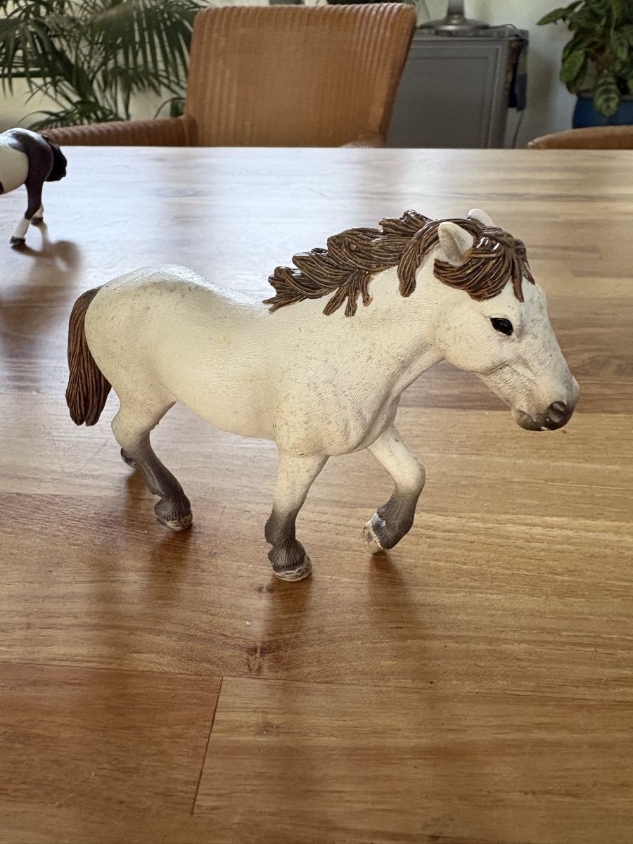Schleich Jouets: Konvolut Schleich Pferde – D'occasion à Arlesheim par Eengelchen 8