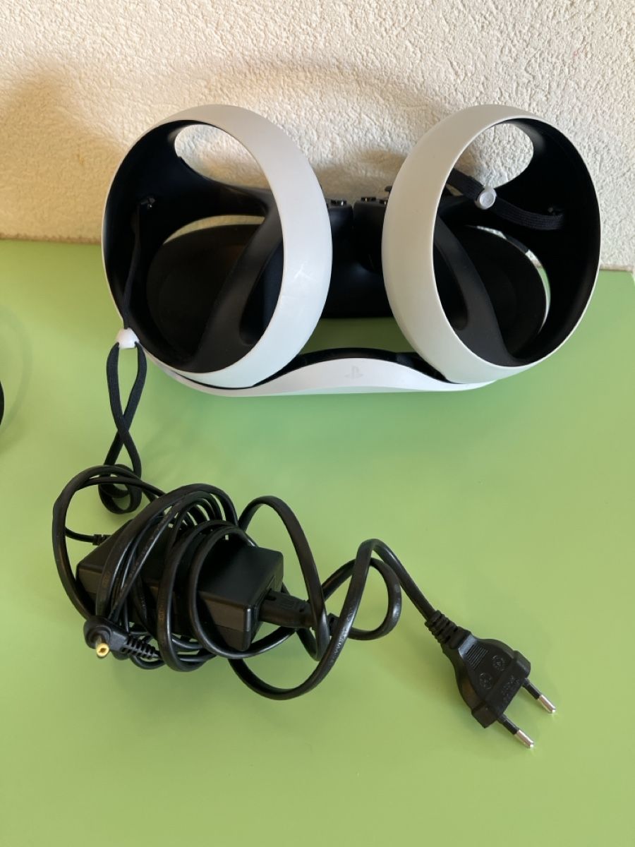 Sony VR Brille: Sony PlayStation VR2 Horizon Bundle code jeu déjà utilisé  – Gebraucht aus Alle von satellite-1608 2
