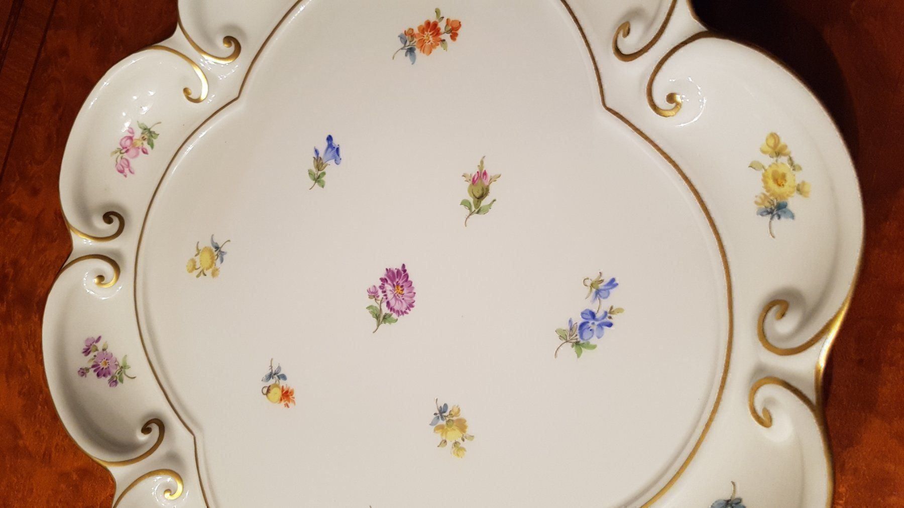 Piatti di portata: Meissen Prunk Streublume Oval Platte – Nuovo (secondo la descrizione) da Urtenen-Schönbühl venduto da Cbuyer 3