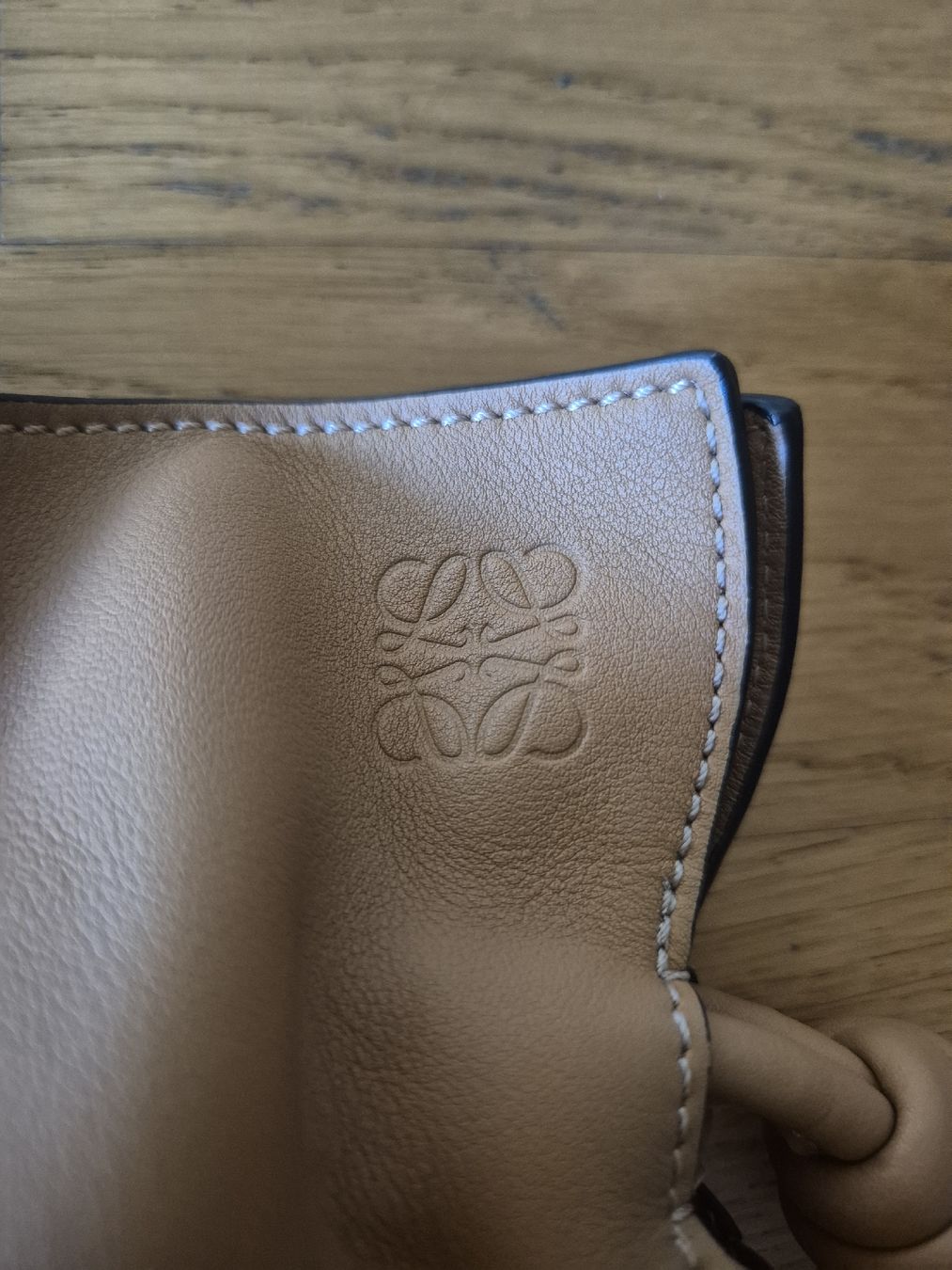 Loewe Borse: Loewe Flamenco Clutch Medium – Nuovo (secondo la descrizione) da Biel/Bienne venduto da mvfa88 1