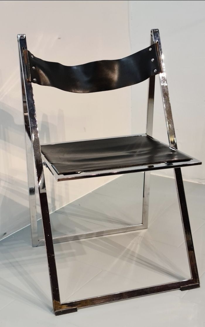 Sedie:  von Elios Colle Delsa, 1970 – Usato da ZÜRICH venduto da Arte-24