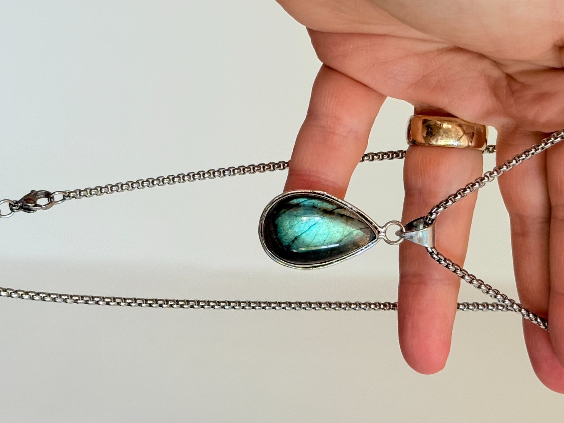 Catenine: Collier labradorite, élégant et tendance ✨ – Nuovo e nell'imballaggio originale da Genève venduto da AWWA 1