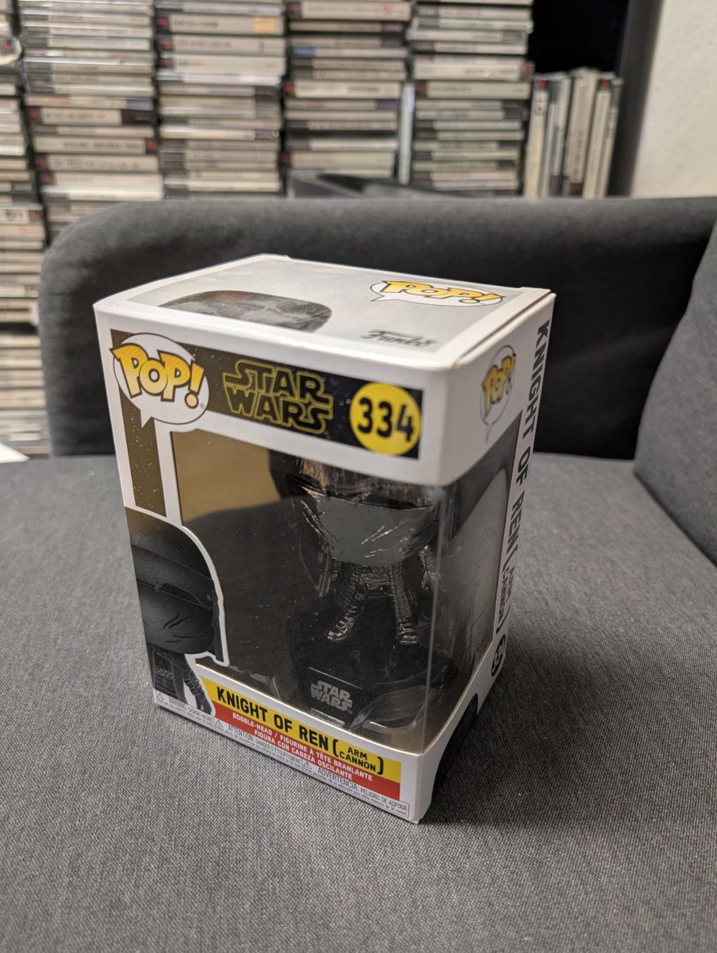 Funko Statuette: Funko pop star wars 334 knight or Ren – Usato da Giubiasco venduto da Ticinerd