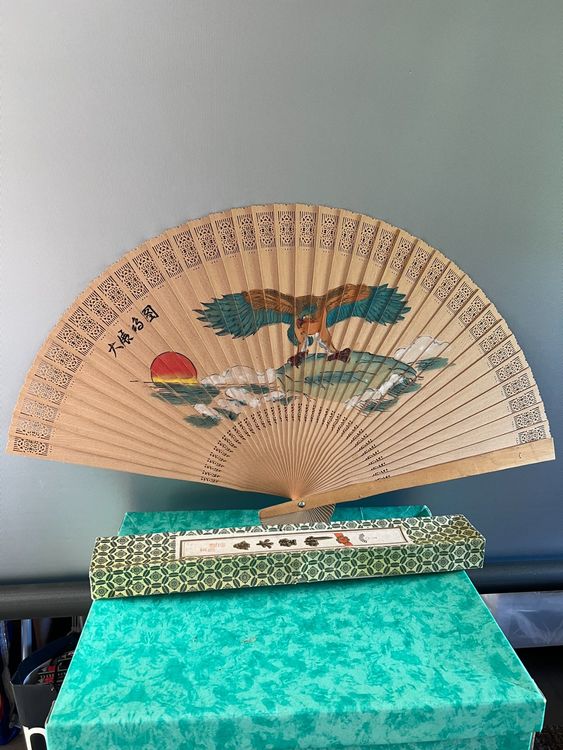 Weißer Holzfächer Mit Herzmuster – 19 Cm, Für Hochzeiten, Taufen, Kommunionen, Dekoration