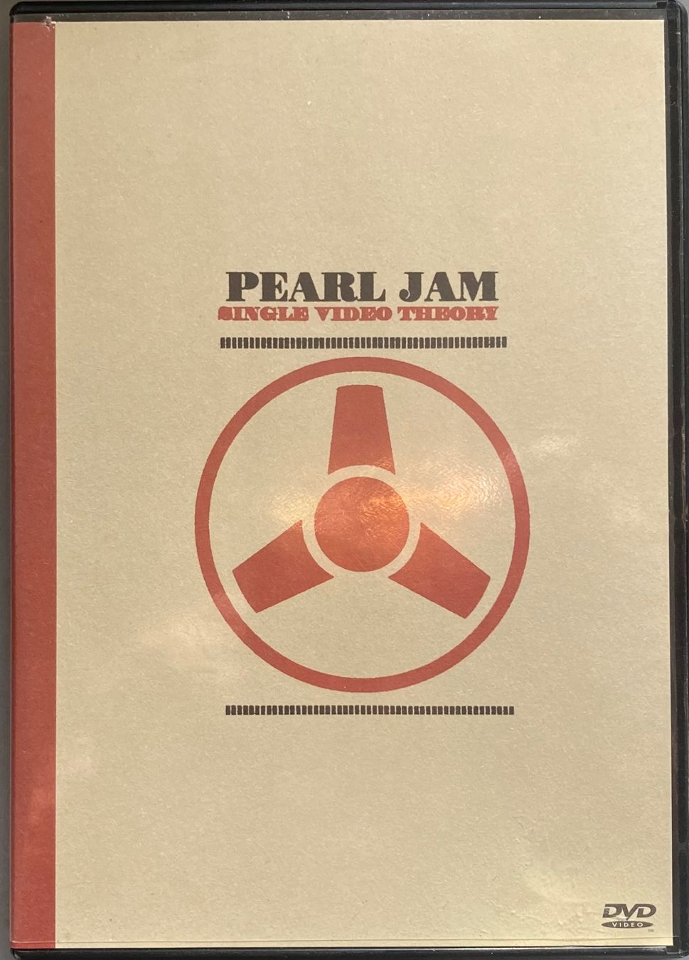 Alle DVDs: PEARL JAM - SINGLE VIDEO THEORY – Gebraucht aus Poliez-Pittet von Newtown-Records