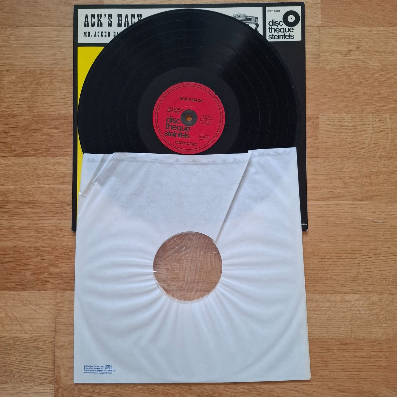Dischi in vinile: Mr. Acker Bilk & His Paramount Jazzband - Ack's Back – Usato da Arbon venduto da pendulum 1