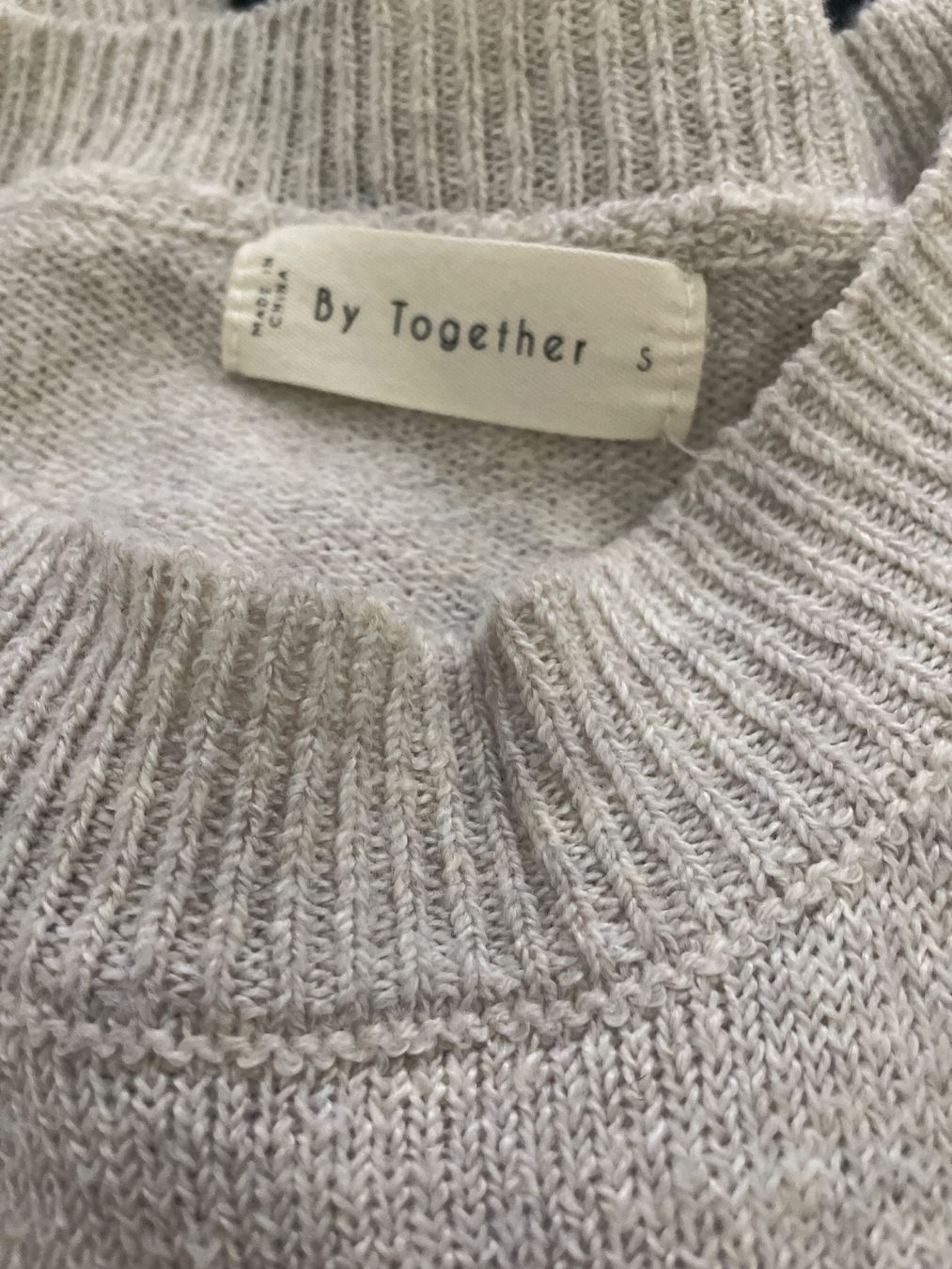 Maglioni & Felpe: By Together Damen Pullover, Beige mit Pailletten, Gr. S – Usato da Wollerau venduto da Poschro68 2