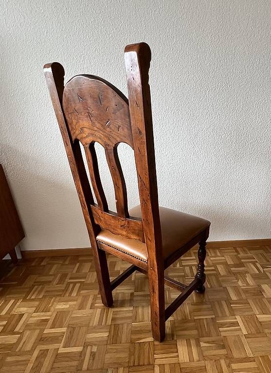 Set di tavolo e panche: "Klostertisch" mit 5 Stühlen, ein echter Allrounder – Usato da Gwatt (Thun) venduto da Schmidiii 4
