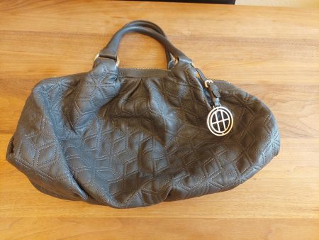 Hugo Boss Handtasche aus Leder, Grau