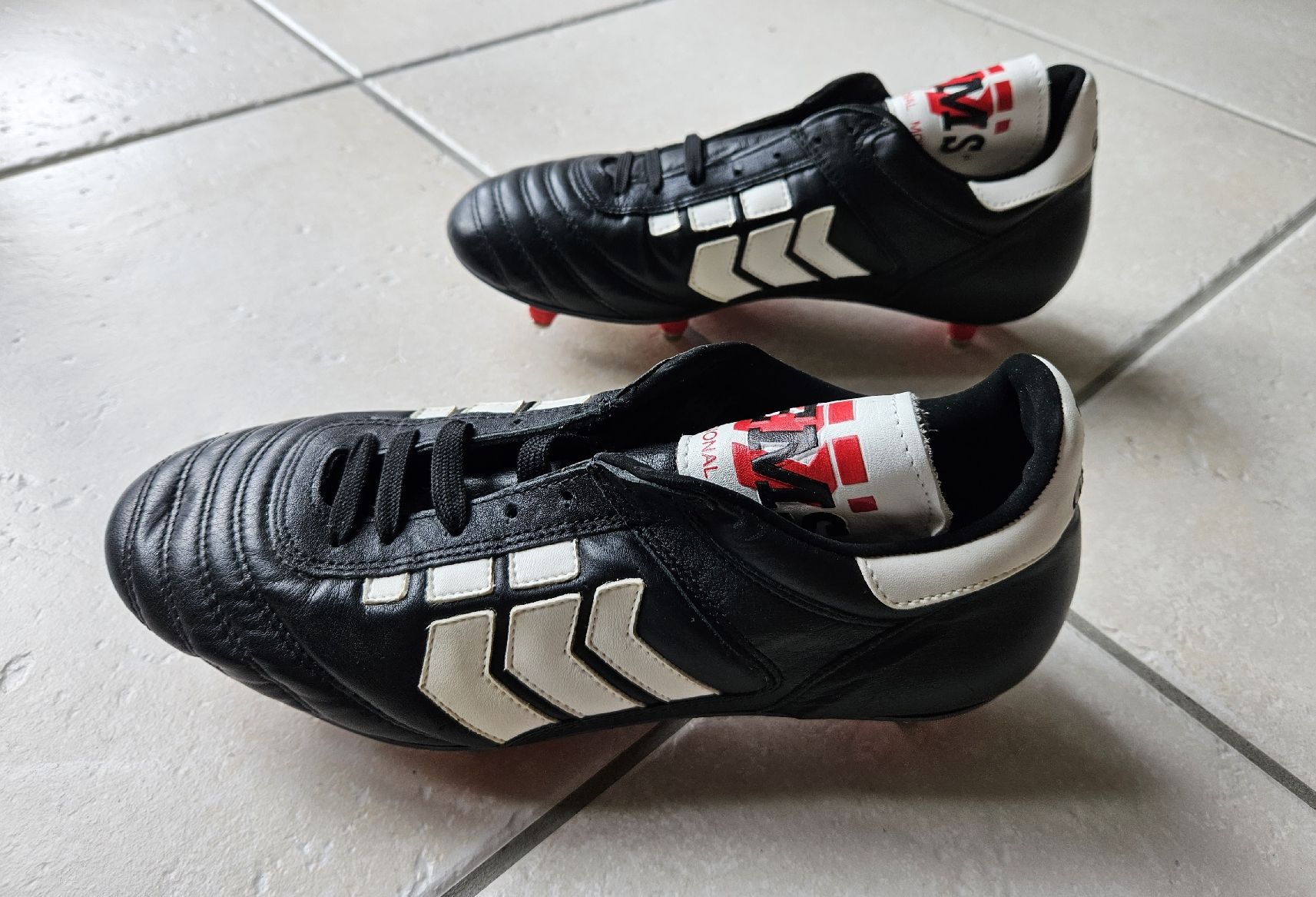 Scarpe da uomo: GEMS Fussballschuh Gr. 7 – Nuovo (secondo la descrizione) da Haslen GL venduto da Sandra40 1