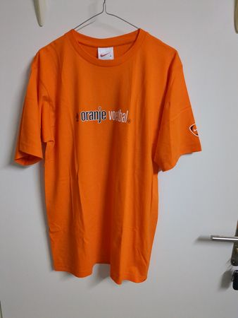 Vintage Nike Holland T-Shirt „Oranje Voetbal“ Gr. M – EM/WM