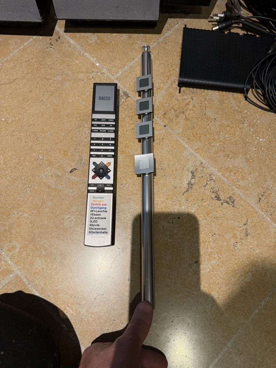 Bang & Olufsen Lettore multimediale & Streamer: Bang & Olufsen Musikanlage. – Usato da Unterseen venduto da Excalibur2 4