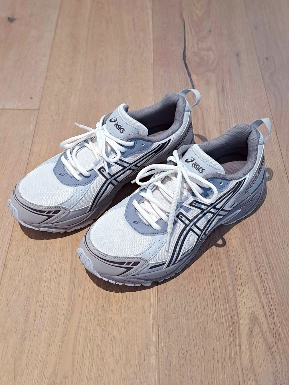 Asics Herrenschuhe: Asics SportStyle Gel Venture – Gebraucht aus Zürich von kon_9gbb 1