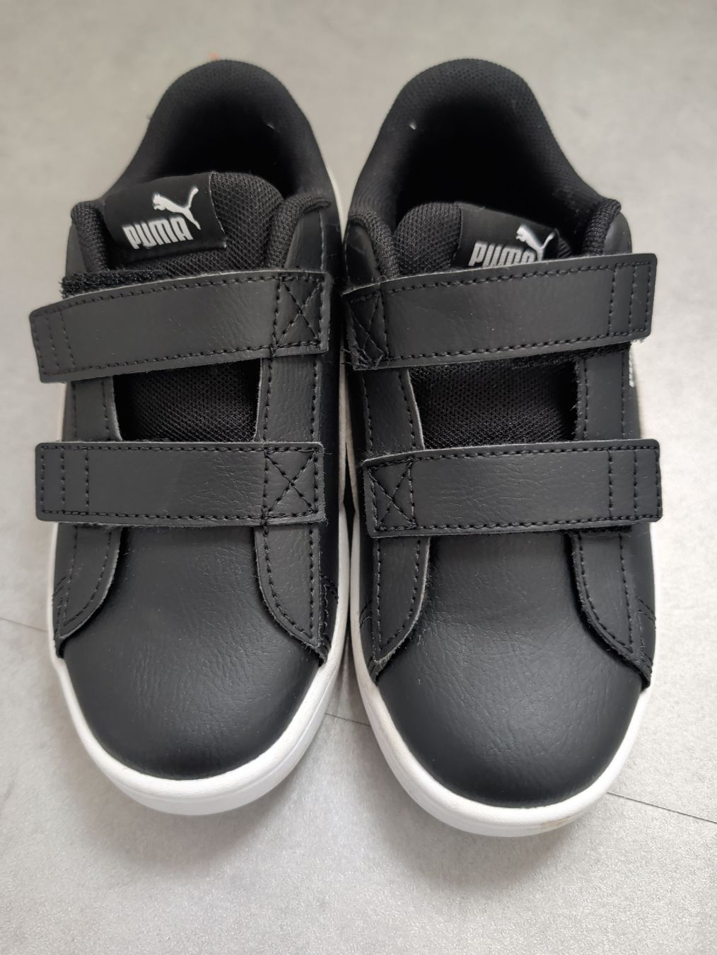 Puma Schuhe für Jungen: Puma Kinderschuhe schwarz Gr.31 – Gebraucht aus Kaisten von gra_7v6b