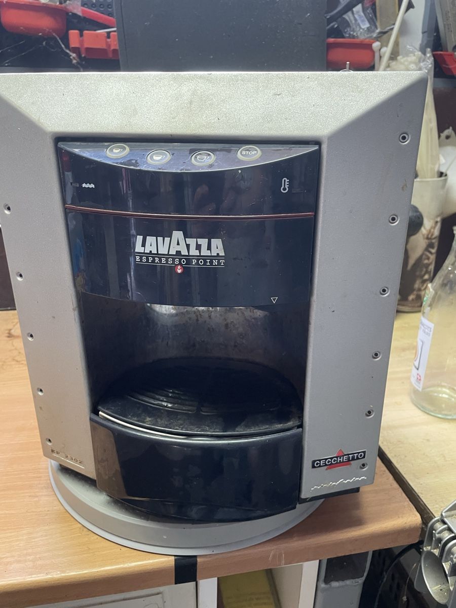 Lavazza Macchine per caffè & Macchine per espresso: Lavazza-Kaffeemaschine – Usato da Felben-Wellhausen venduto da pisa08